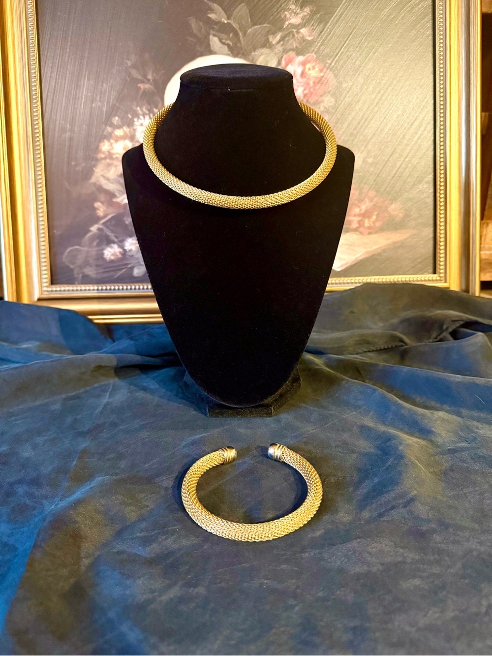 Vintage Gold Toned Collar Necklace and Cuff Bracelet Set